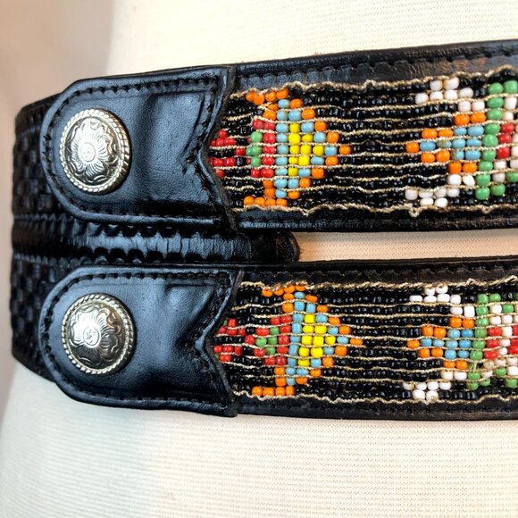 Vintage 80's Wide Black Leather Belt Conchos Beads & Hand-Tooled 24–30.25” - Picture 7 of 14